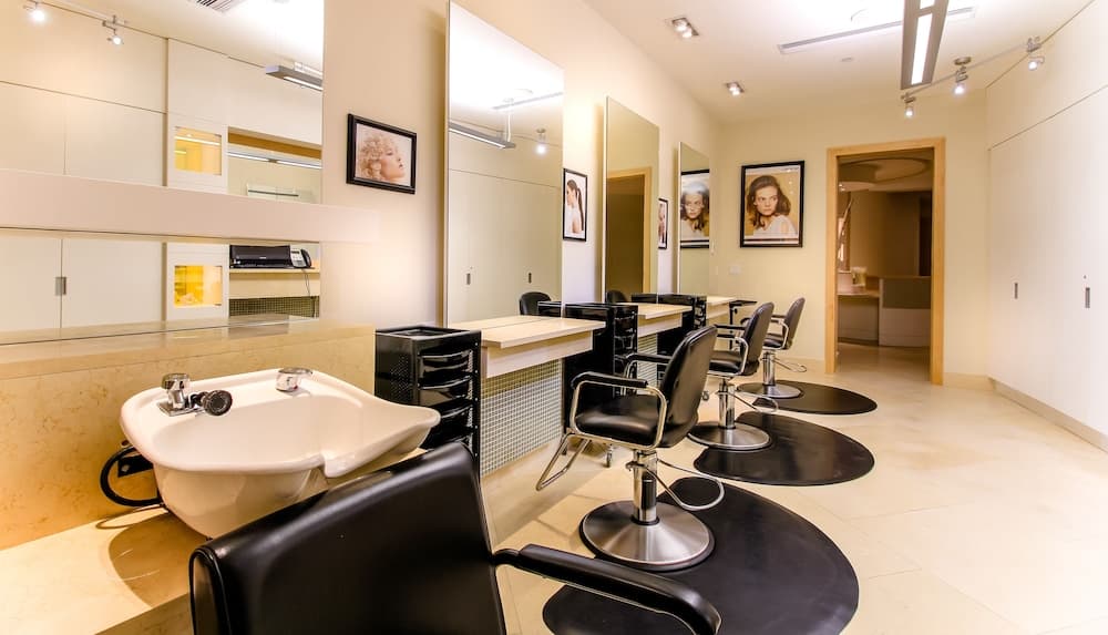 Hair salon