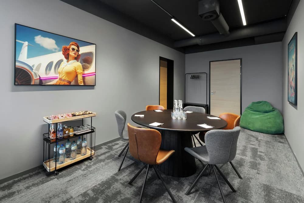Meeting facility