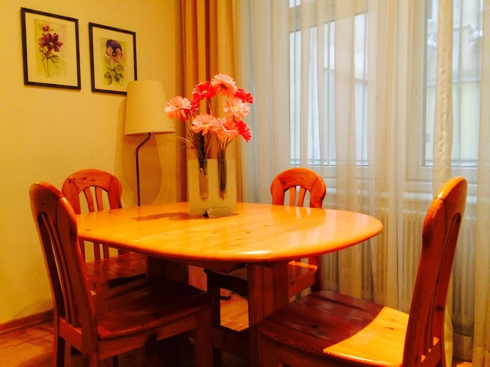 In-room dining