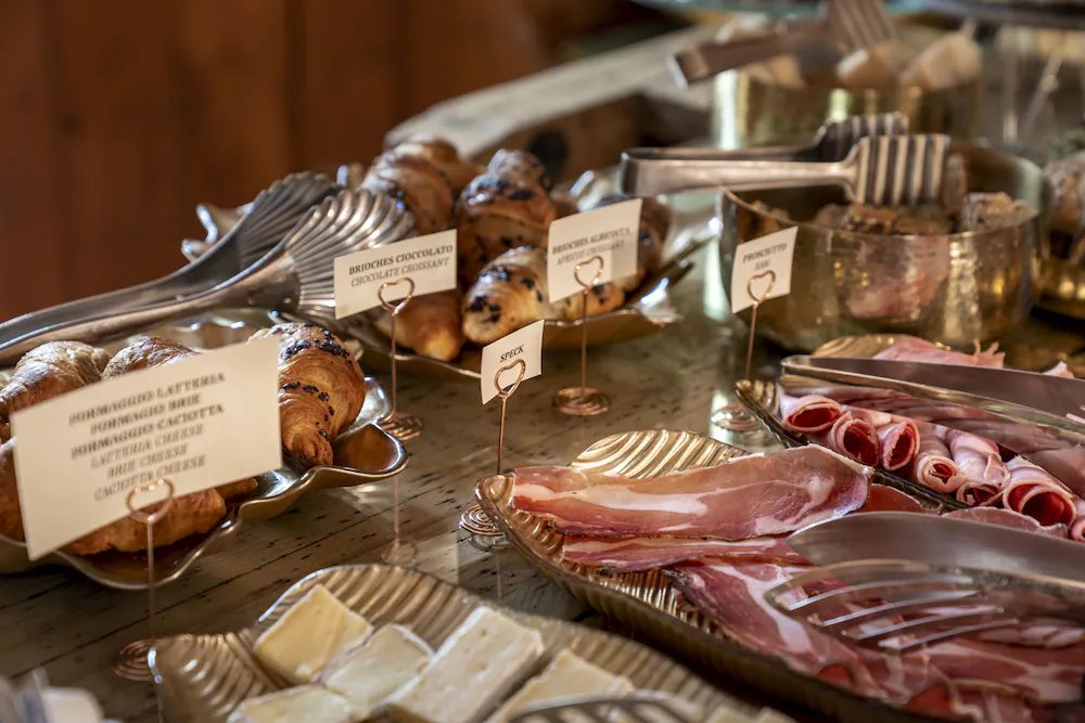 Breakfast buffet