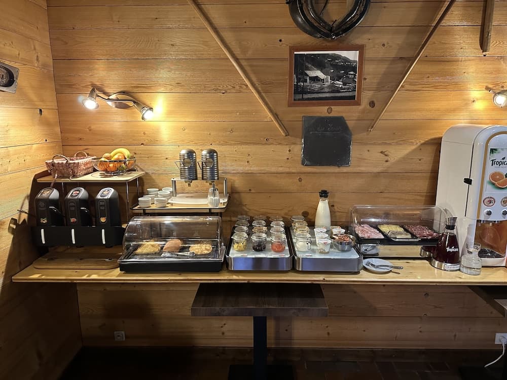 Breakfast buffet