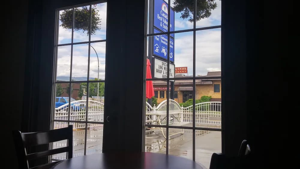Breakfast area