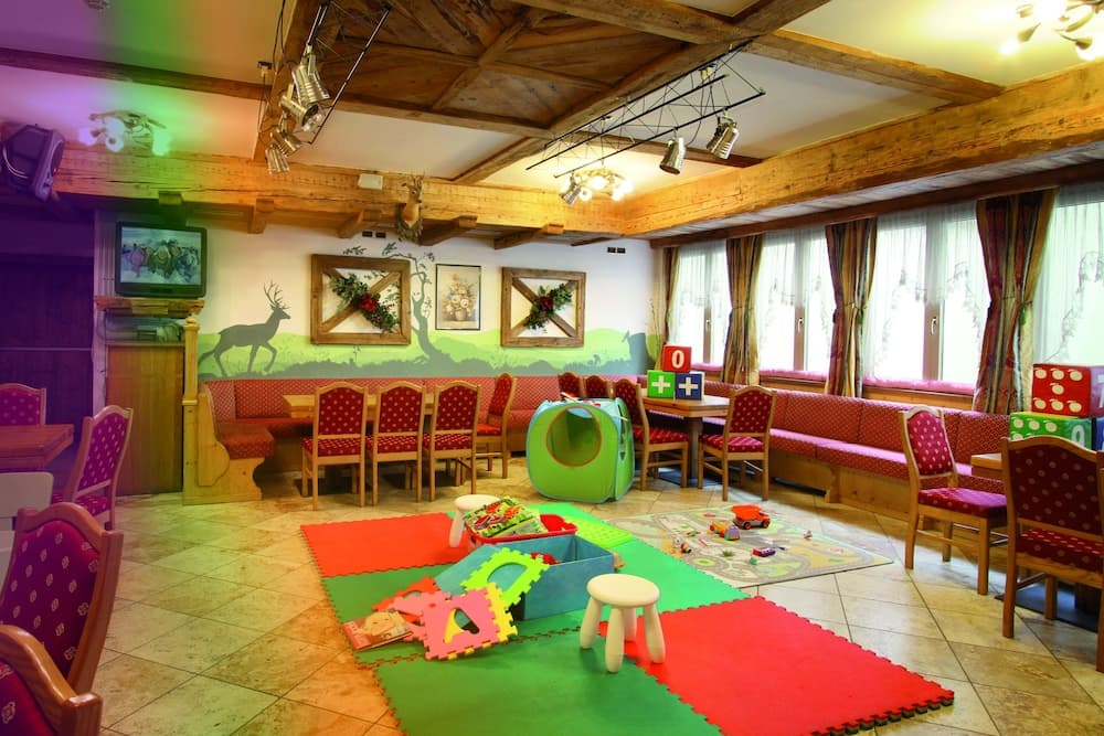 Children's play area - indoor