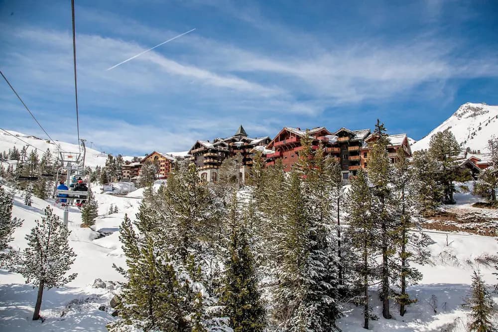 Snow and ski sports