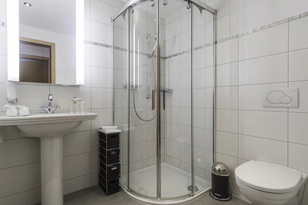 Bathroom shower