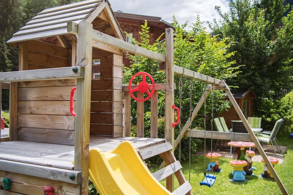 Children's play area - outdoor