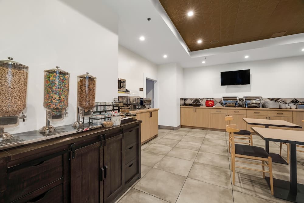 Breakfast buffet