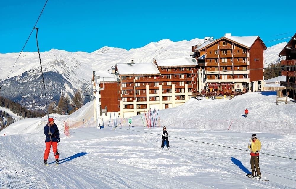Snow and ski sports