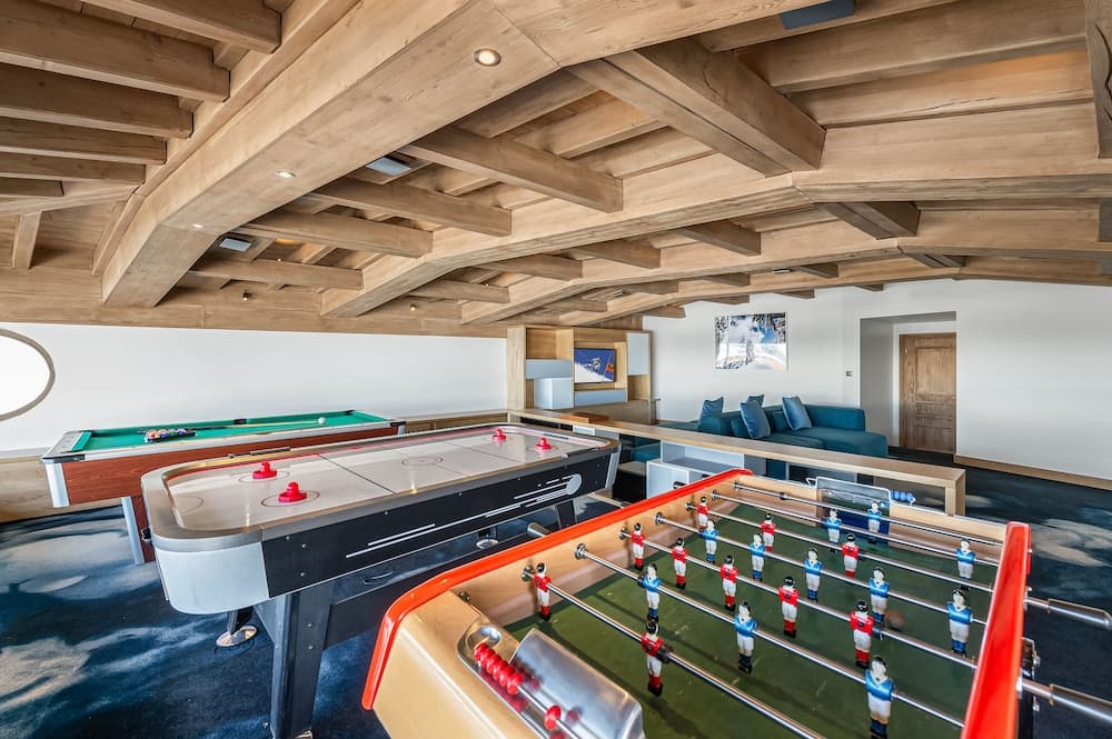 Game room