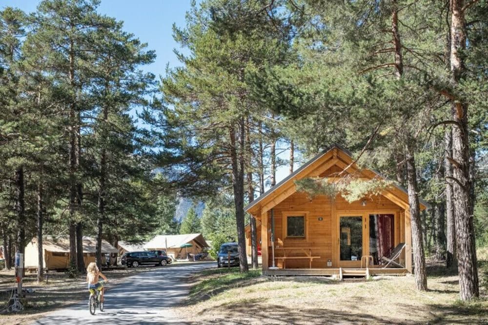 Primary image