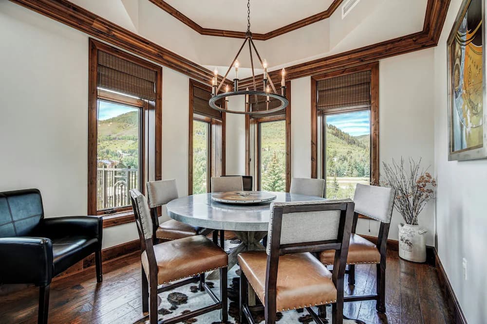 In-room dining