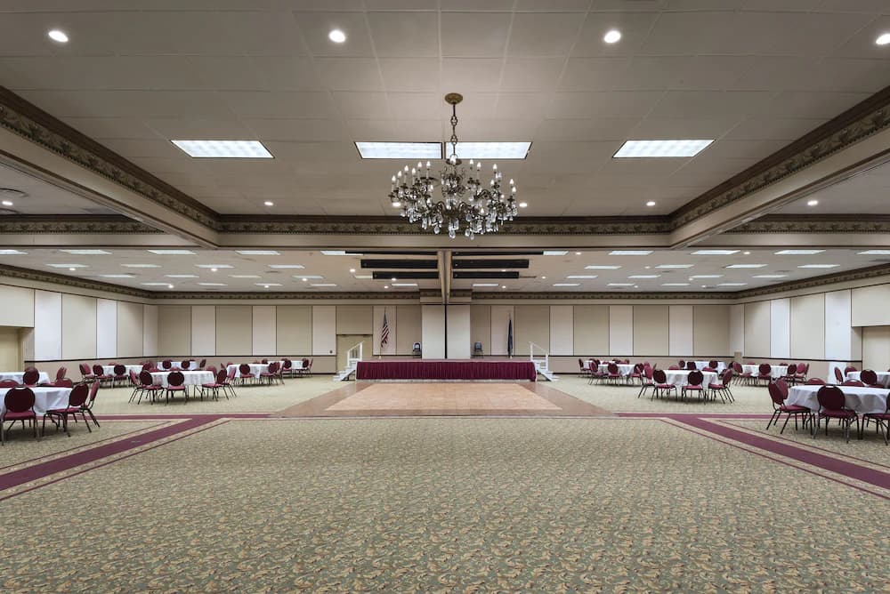 Banquet hall