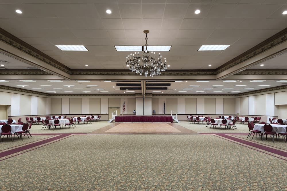 Banquet hall