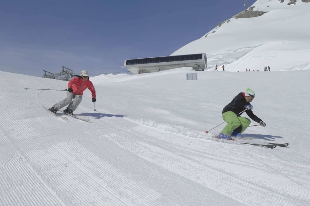 Skiing