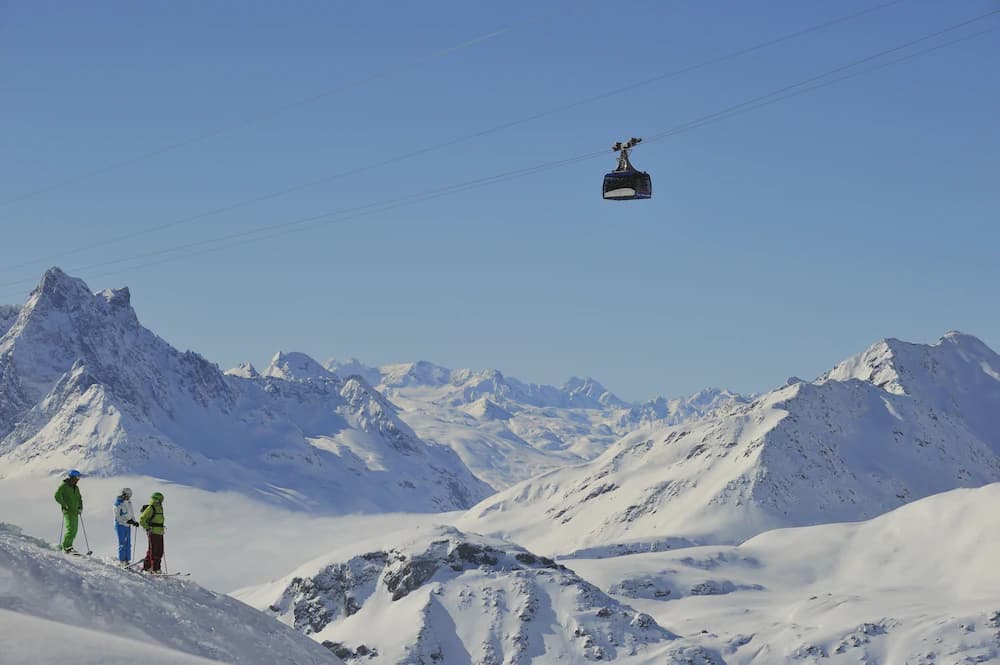 Snow and ski sports