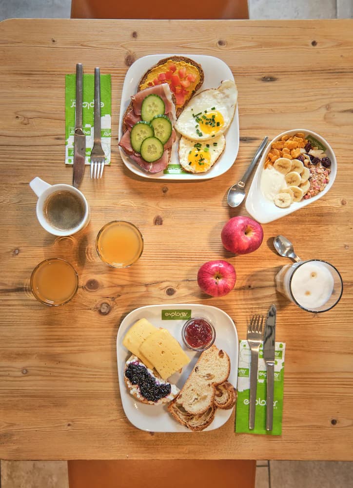 Breakfast meal