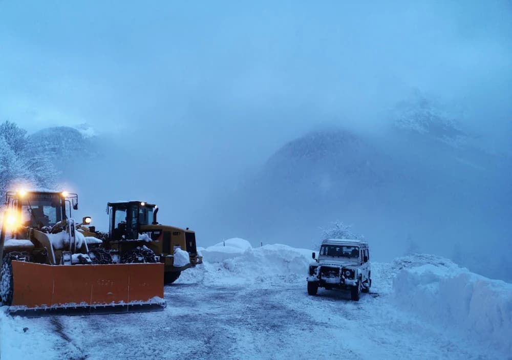 Snow and ski sports