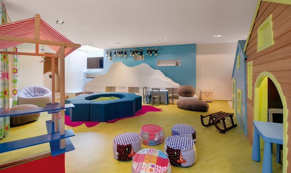 Children's play area - indoor