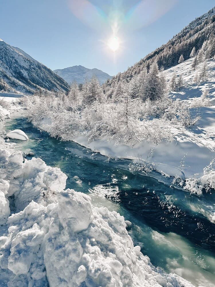 Snow and ski sports