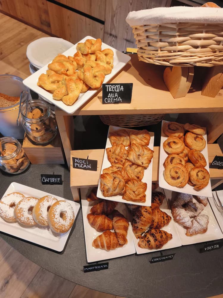 Breakfast buffet