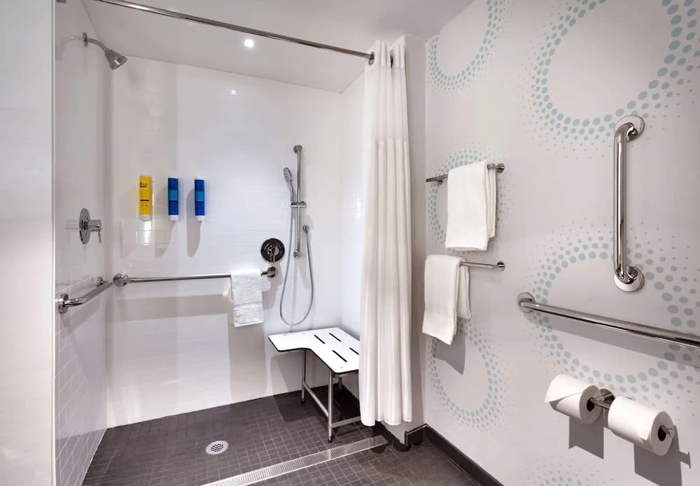 Bathroom shower