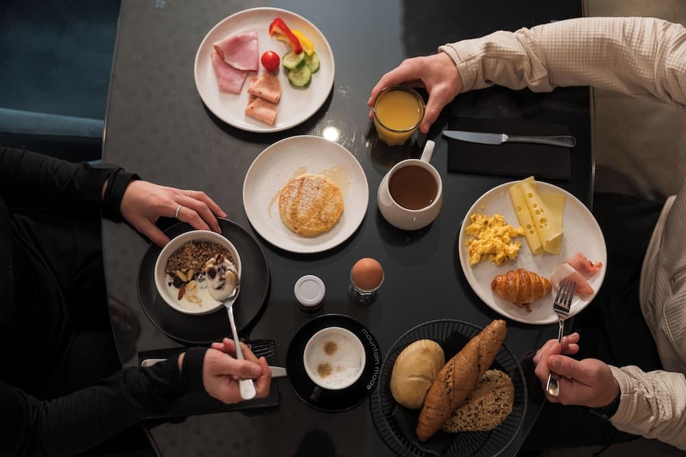 Breakfast buffet