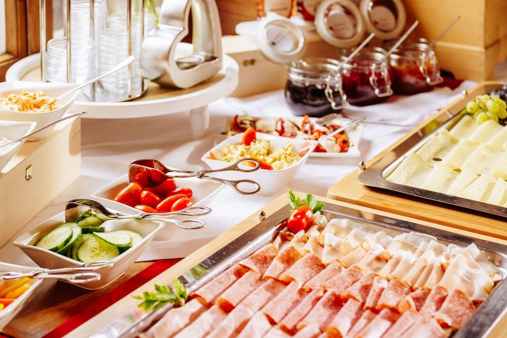 Breakfast buffet
