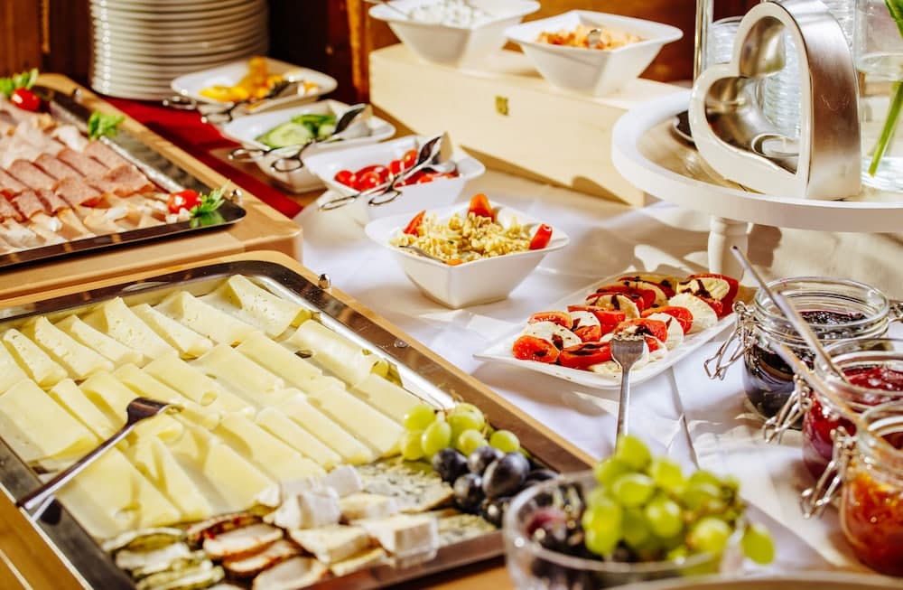 Breakfast buffet