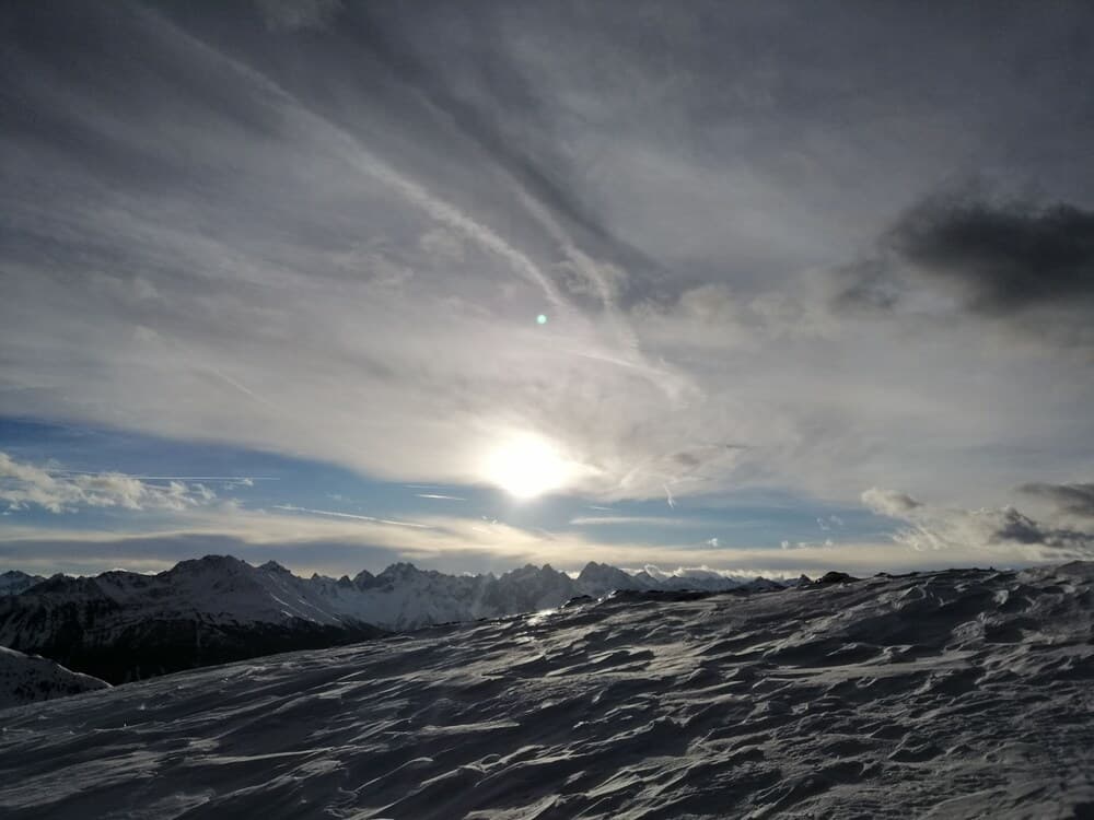 Snow and ski sports