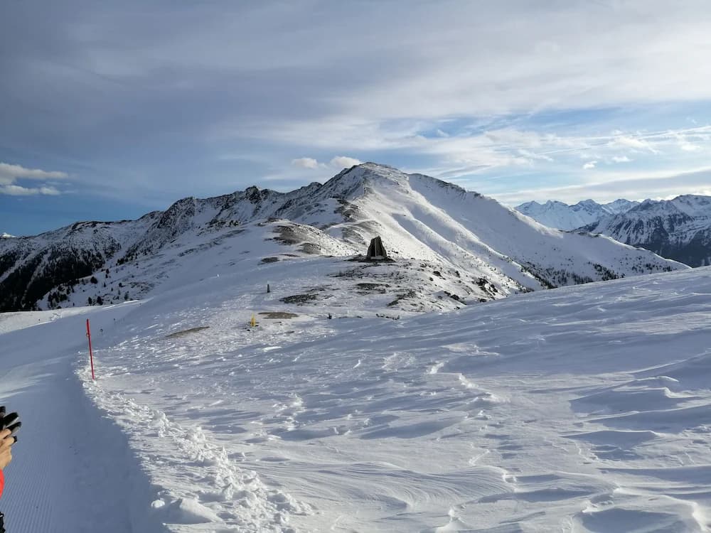Snow and ski sports