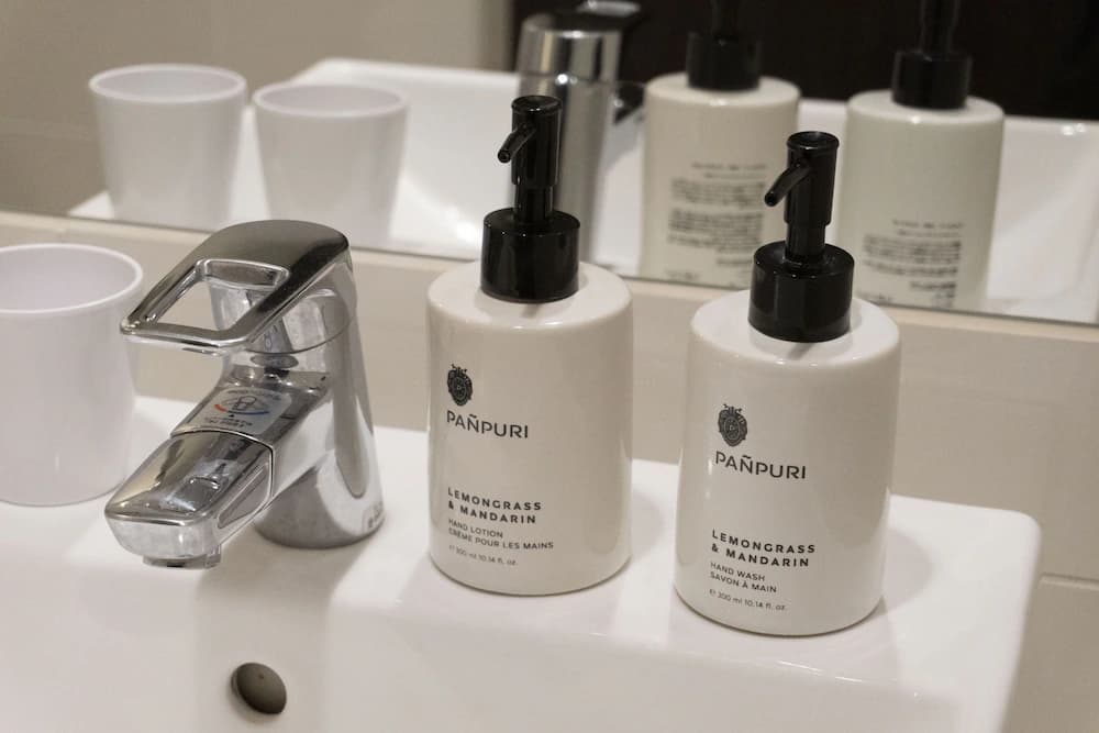 Room amenity