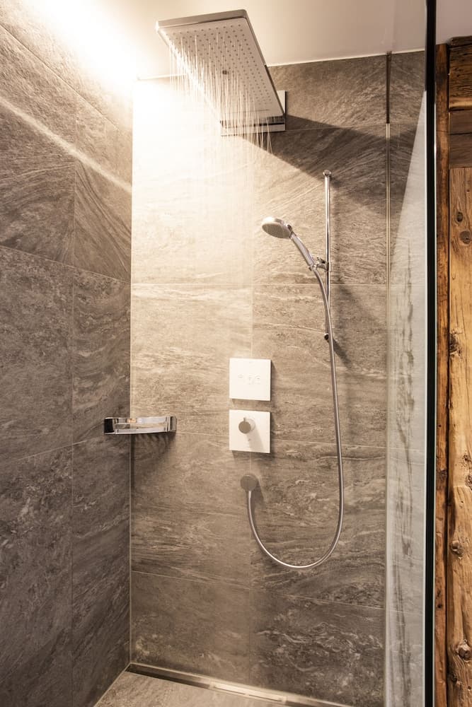 Vichy shower
