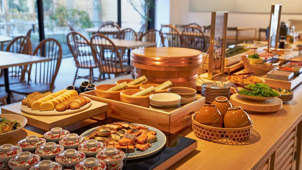 Breakfast buffet