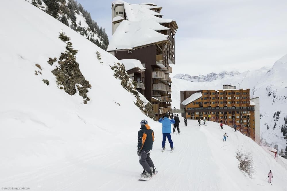 Snow and ski sports