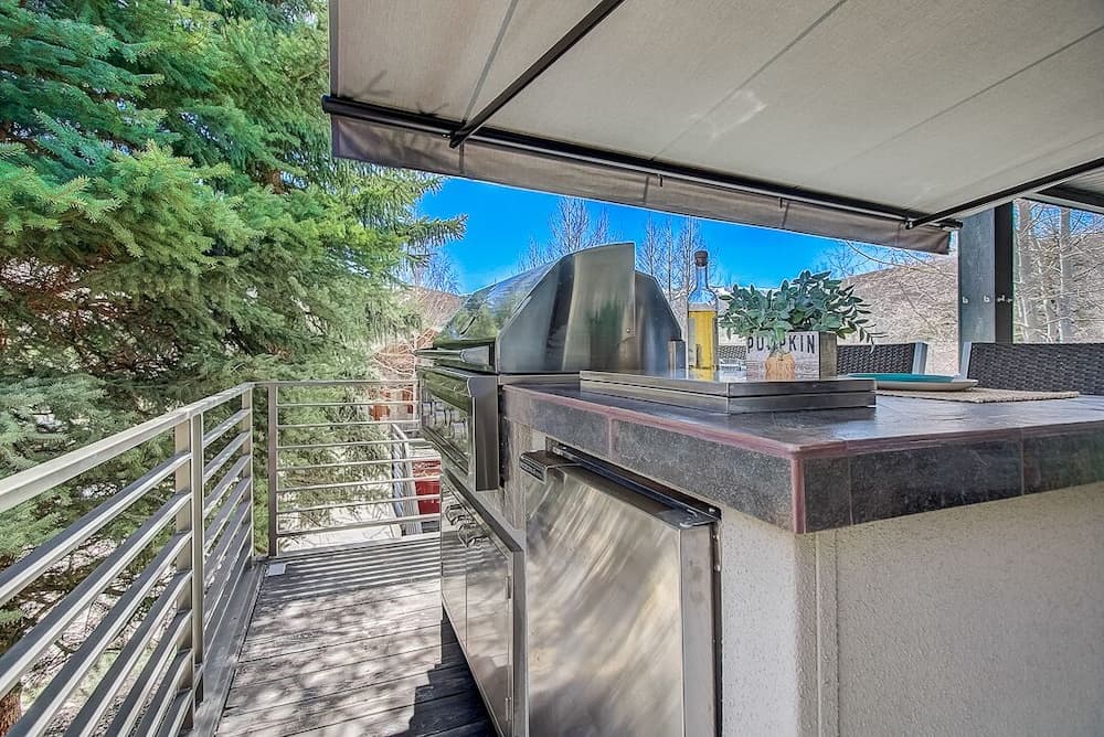 BBQ/picnic area