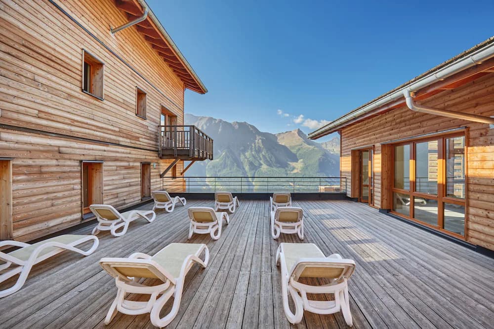 Sundeck