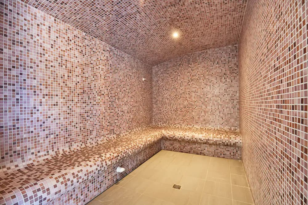 Steam room