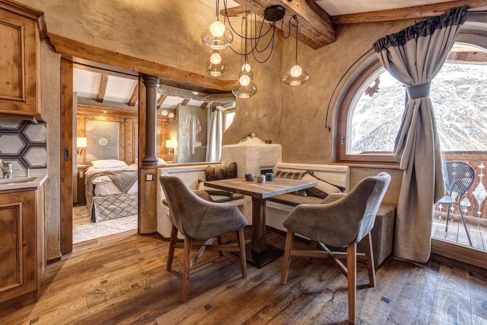 In-room dining