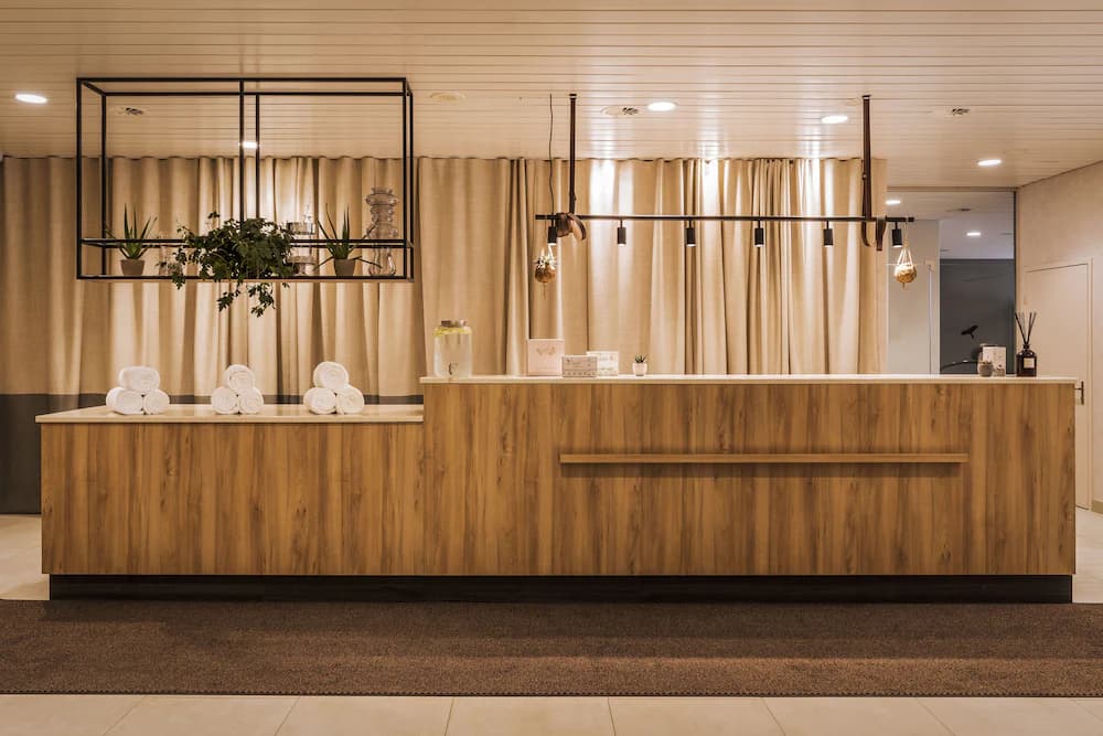 Spa reception