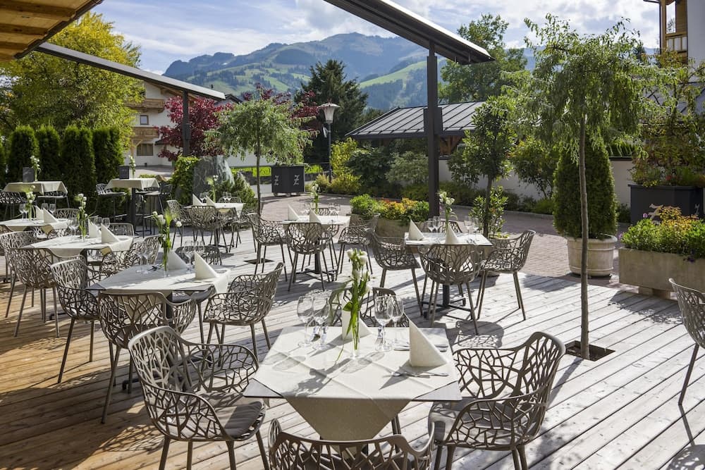 Sundeck