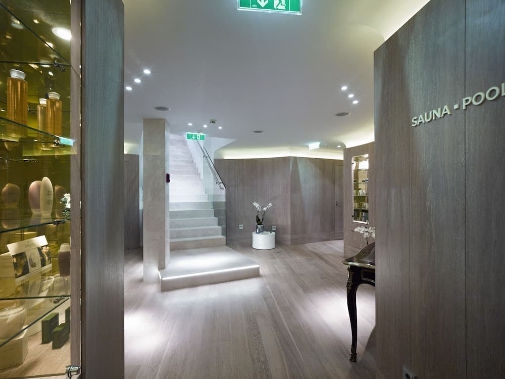 Spa reception