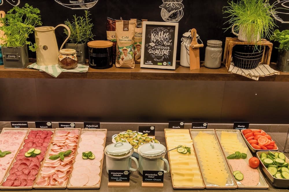 Breakfast buffet