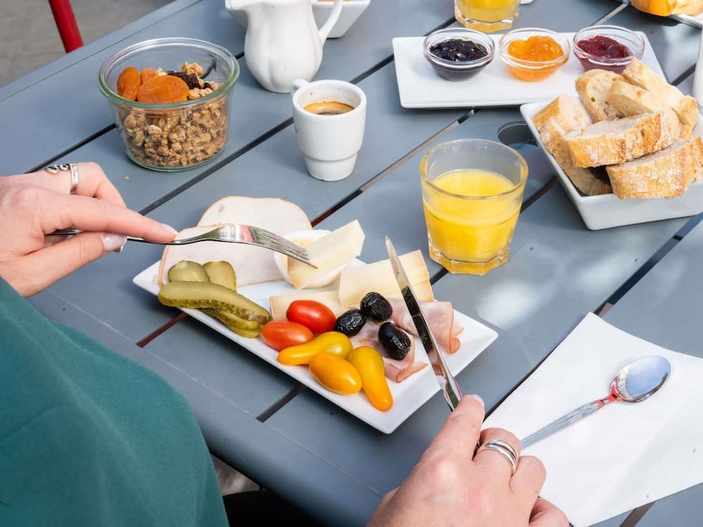 Breakfast area