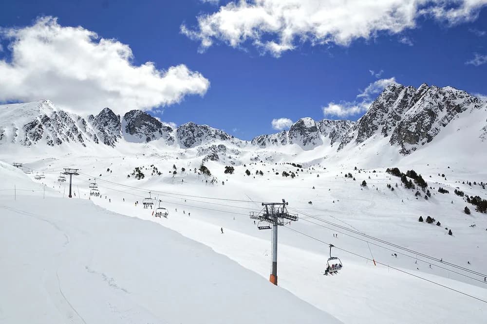 Ski hill
