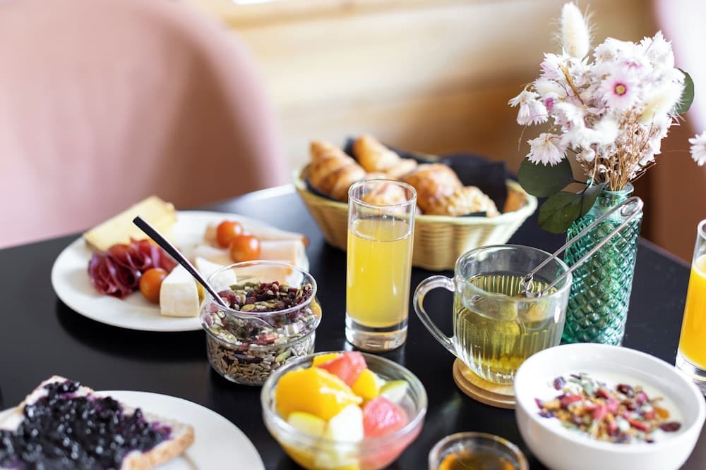 Breakfast buffet