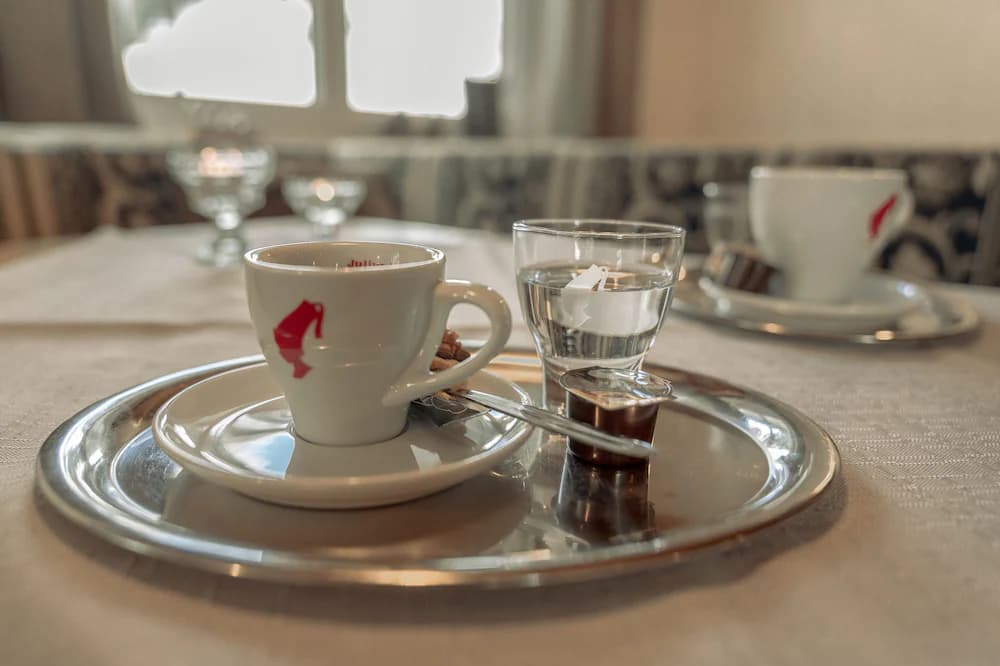 Coffee service