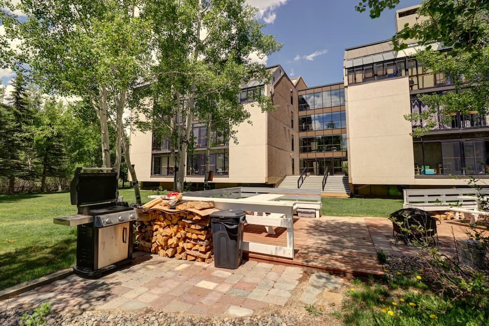 BBQ/picnic area