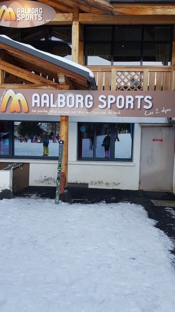 Skiing