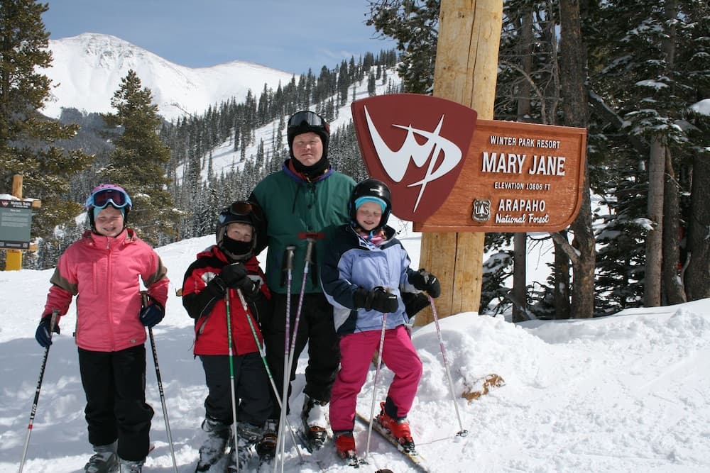Snow and ski sports