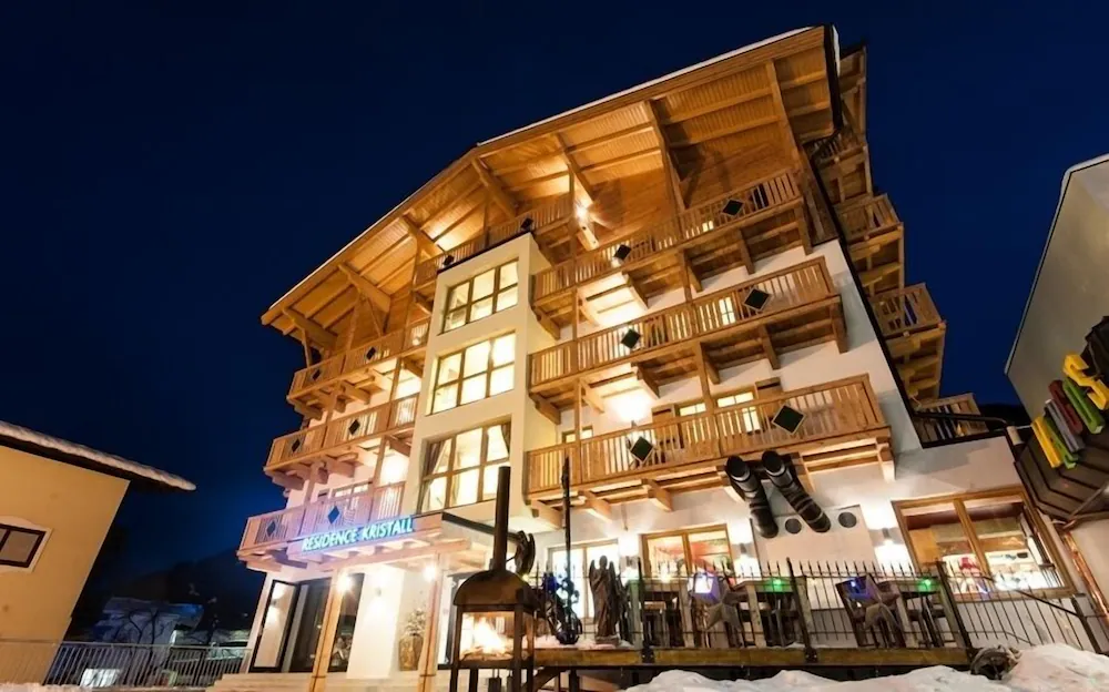 Front of property - evening/night